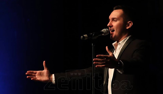 Ivan Jelić sa grupom Ethno remake održao koncert u Zenici