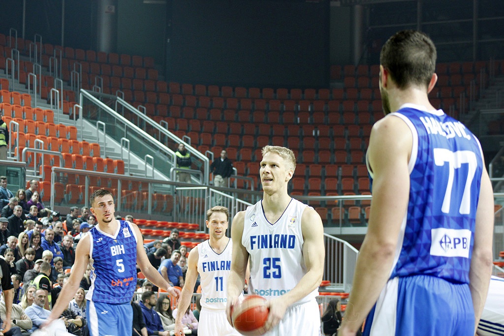 Košarkaška reprezentacija BiH poražena od Finske u Zenici (FOTO)