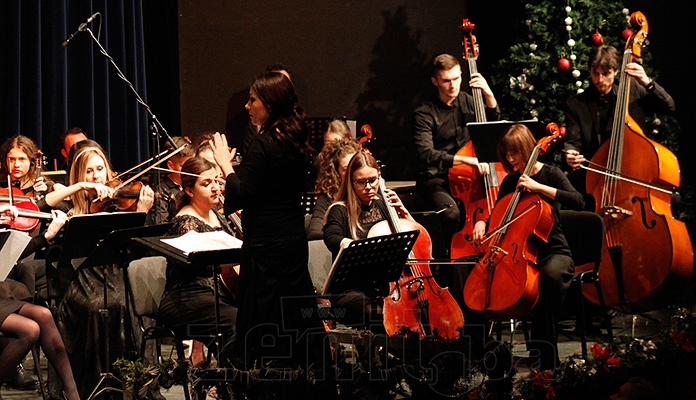Novogodišnji koncert Kamernog simfonijskog orkestra u Zenici