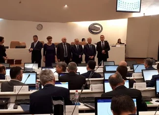 Zastupnici SDP BiH odbili preuzeti certifikate od članova CIK-a