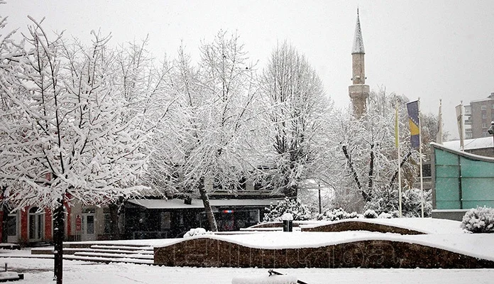 Snijeg širom BiH, slabije padavine u drugom dijelu dana