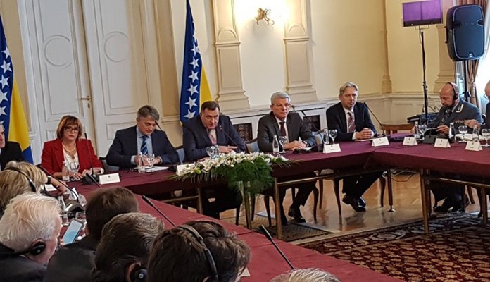 Dodik zbog zastave napustio sastanak sa ambasadorima PIC-a (VIDEO)