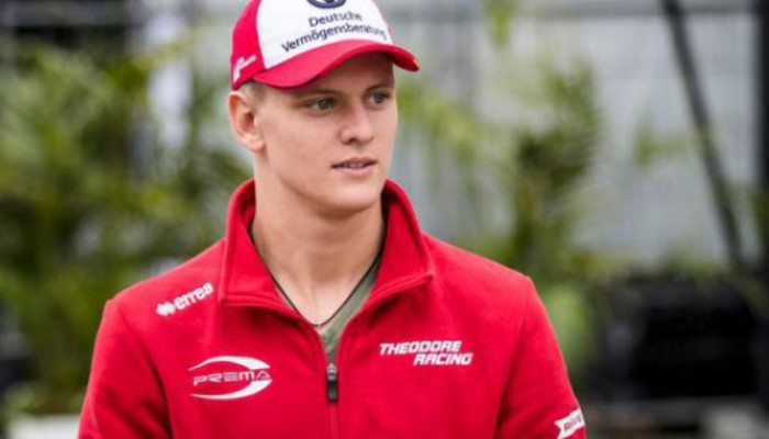 Mladi Schumacher ide stopama svog slavnog oca
