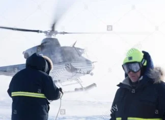 Pilot izveo nevjerovatni “skate support” da spasi skijaše (VIDEO)