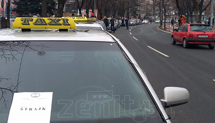 Protest taksista u Zenici (VIDEO+FOTO)