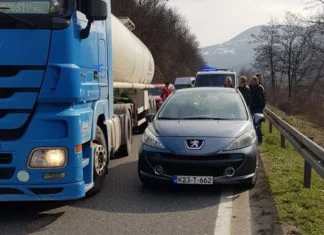 Vozači se zbog preticanja potukli ispred tunela Vranduk kod Zenice