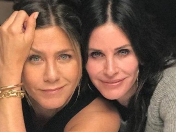 Courteney Cox posjetila mjesto na kom su se snimali "Prijatelji" (VIDEO)