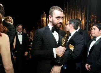 Sam Smith se ne identificira kao muško ili žensko