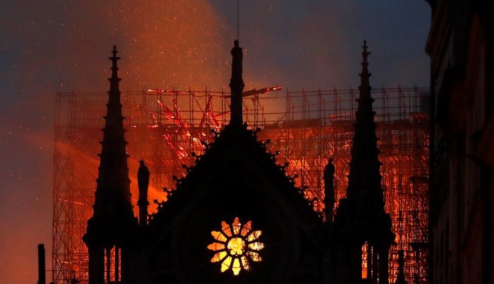 Nostradamus predvidio požar katedrale Notre-Dame u Parizu