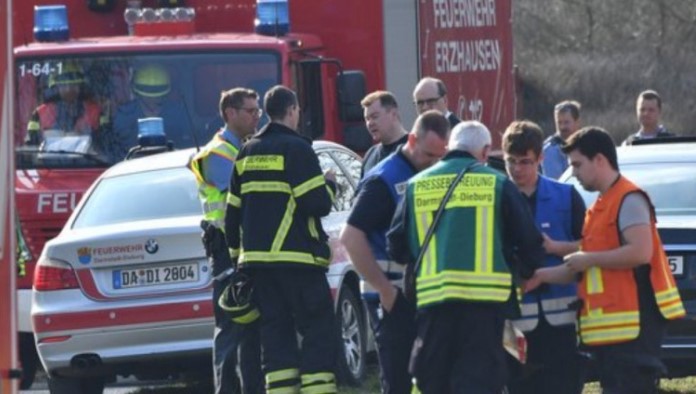 Pilot i dva putnika poginuli u padu aviona nadomak Frankfurta
