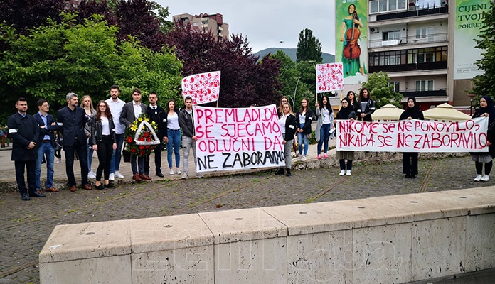 Zenički studenti obilježili Dan bijelih traka