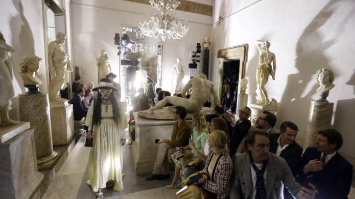 Modna kuća Gucci kroz posljednju kolekciju podržala pravo na abortus