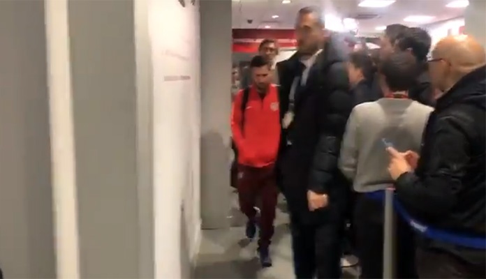 Messi nije čestitao nijednom igraču Liverpoola, u mix zoni ga čuvali od novinara (VIDEO)