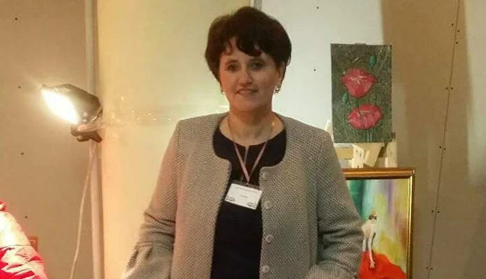 Zeničanka Munevera Šut pravi nakit od poludragog kamenja i kristala (FOTO)