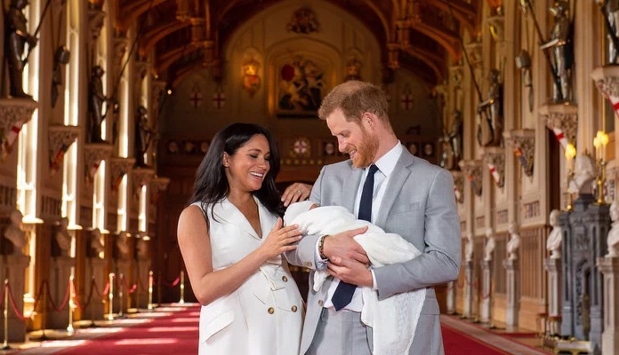 Princ Harry i Meghan Markle pokazali sina prvi put u javnosti