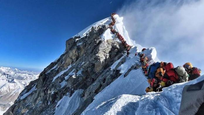 Mount Everest odnio i desetu žrtvu ove godine