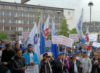 Savez samostalnih sindikata BiH 1. maj obilježio ispred direkcije Željezare Zenica