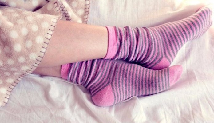Spavate sa čarapama ili bosi? Evo šta to govori o Vašoj psihi