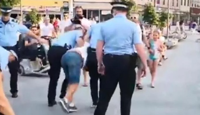 Policija u centru Banje Luke uhapsila državljanina Švedske jer je odbio pokazati dokumente (VIDEO)