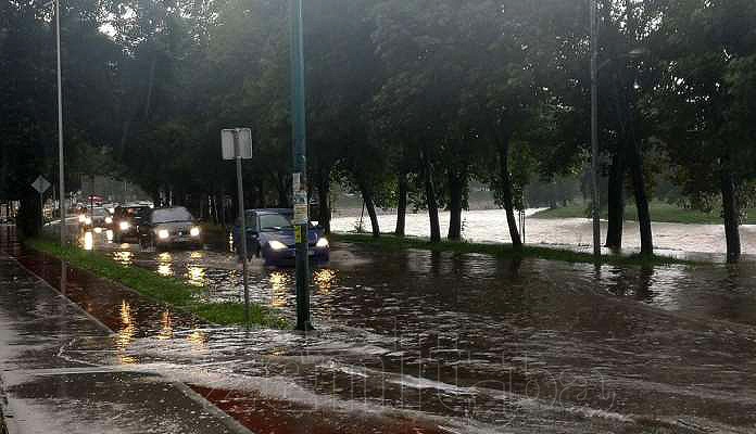 Izdato upozorenje zbog obilnih padavina, moguće poplave u nekim dijelovima BiH