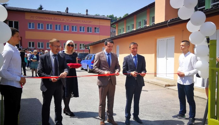 Škola Vladimir Nazor Zenica u novom ruhu (FOTO)