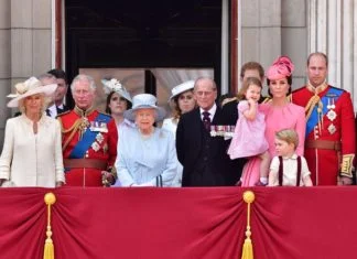 Kraljica razočarana i povrijeđena odlukom koju su donijeli Meghan i Harry