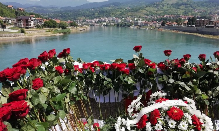 Obilježena 27. godišnjica zločina nad Bošnjacima Višegrada