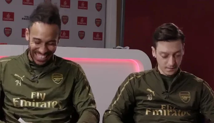 Mesut Özil prije pet mjeseci ‘naslutio’ ko će ga spasiti (VIDEO)