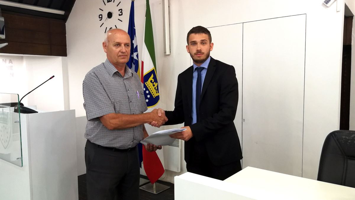 Potpisani ugovori o finansiranju projekata upravljanja otpadom u ZDK