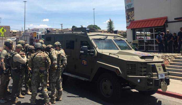 Naoružani napadač ubio 20 ljudi u trgovačkom centru u SAD