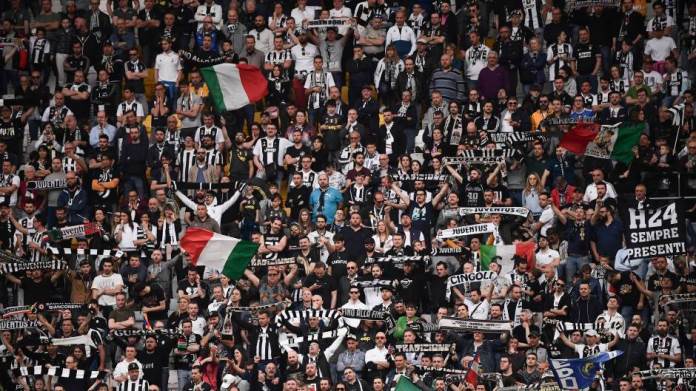 Uhapšeno 10 vođa navijača Juventusa zbog ucjenjivanja kluba