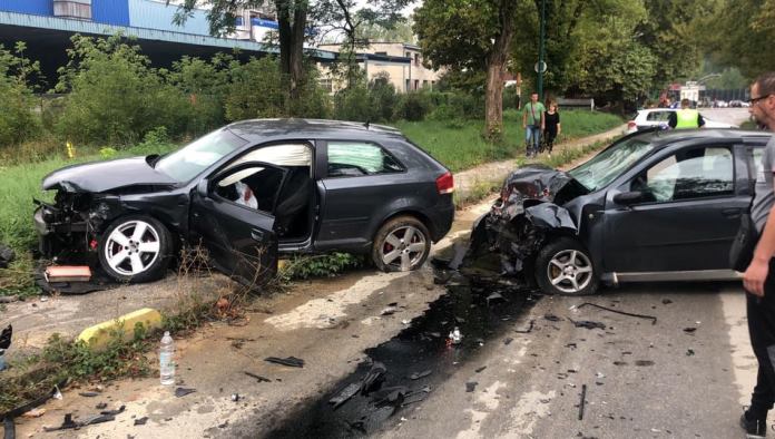 Teška nesreća kod Sarajeva, nekoliko osoba povrijeđeno