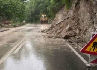 Klizav kolovoz u BiH, povećana opasnost od odrona kamenja