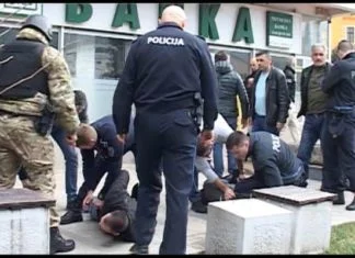Diler pred policijom progutao drogu, hitno odveden u bolnicu