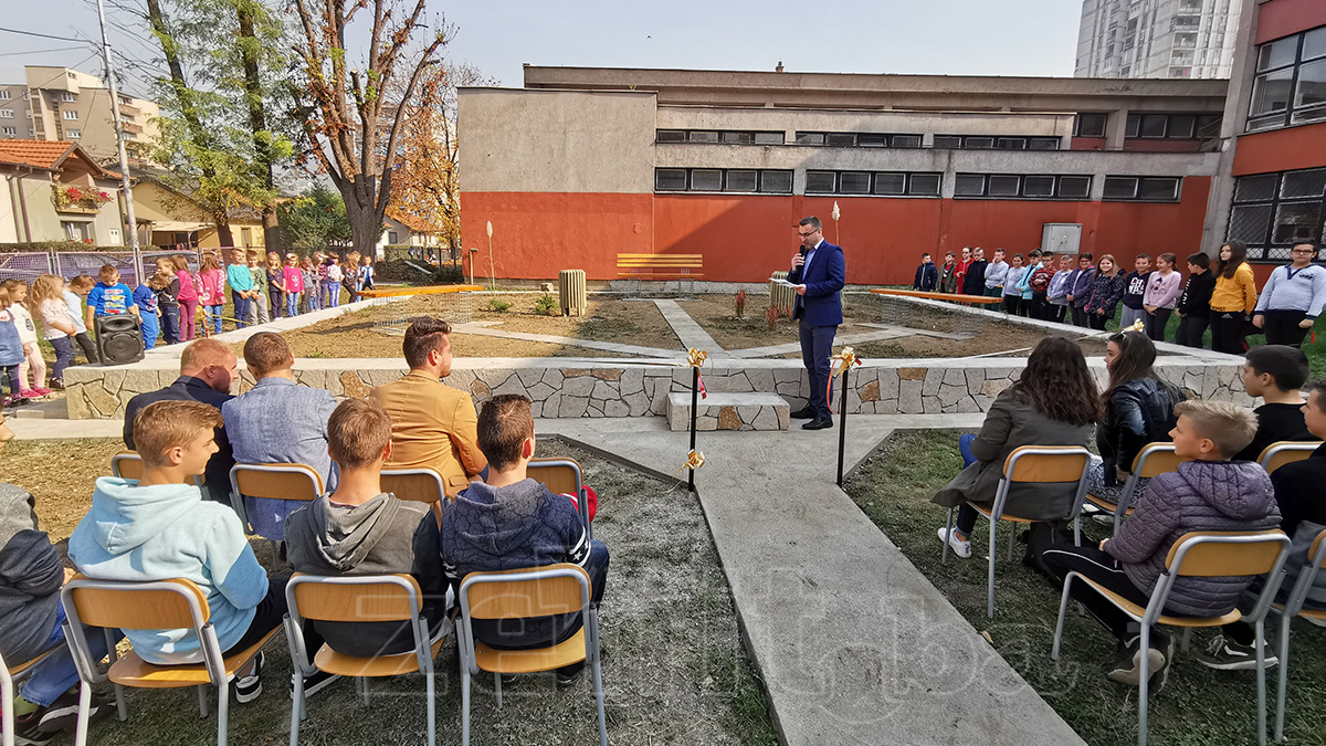 OŠ Musa Ćazim Ćatić Blatuša