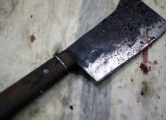 U Goraždu sin satarom pokušao ubiti 82-godišnjeg oca Satara