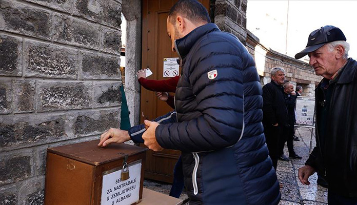U džamijama širom BiH prikupljana pomoć za nastradale u zemljotresu u Albaniji