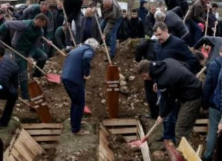 Klanjana kolektivna dženaza za 12 žrtava u Hadžićima