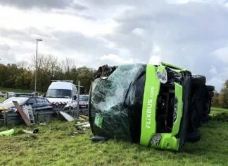 33 osobe ozlijeđene u prevrtanju Flixbusa