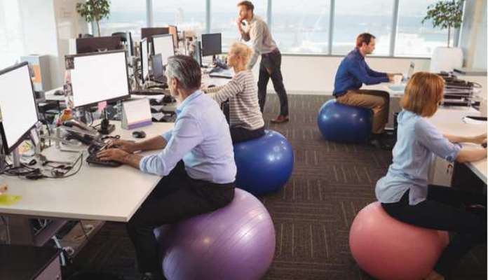 Sjedenjem na pilates lopti dnevno ćete sagorjeti čak 360 kalorija