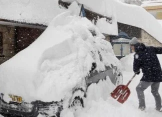 Snijeg zatrpao Austriju, proglašena najviša opasnost od lavina