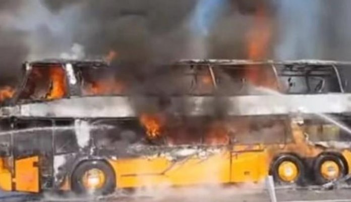 Autobus iz Mostara krenuo za Njemačku pa se zapalio prije granice