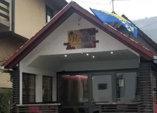U Žepču zapaljena zastava BiH Restoran Pasha