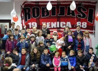 Robijaši i ove godine planiraju obradovati veliki broj zeničkih mališana Robijaši Podjela Paketića