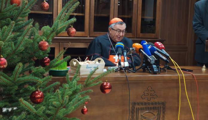Kardinal Puljić: Bit Božića je ljubav
