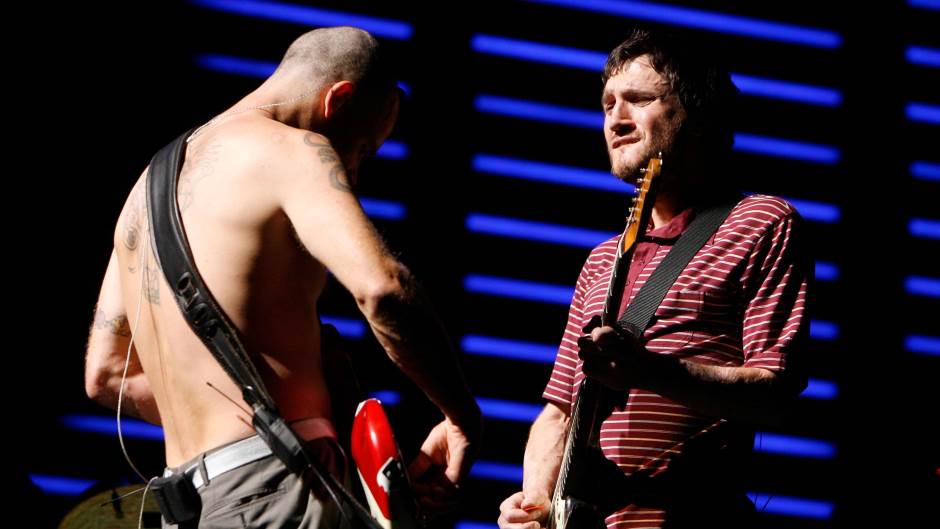 Gitarista John Frusciante se vratio u Red Hot Chili Peppers (VIDEO)