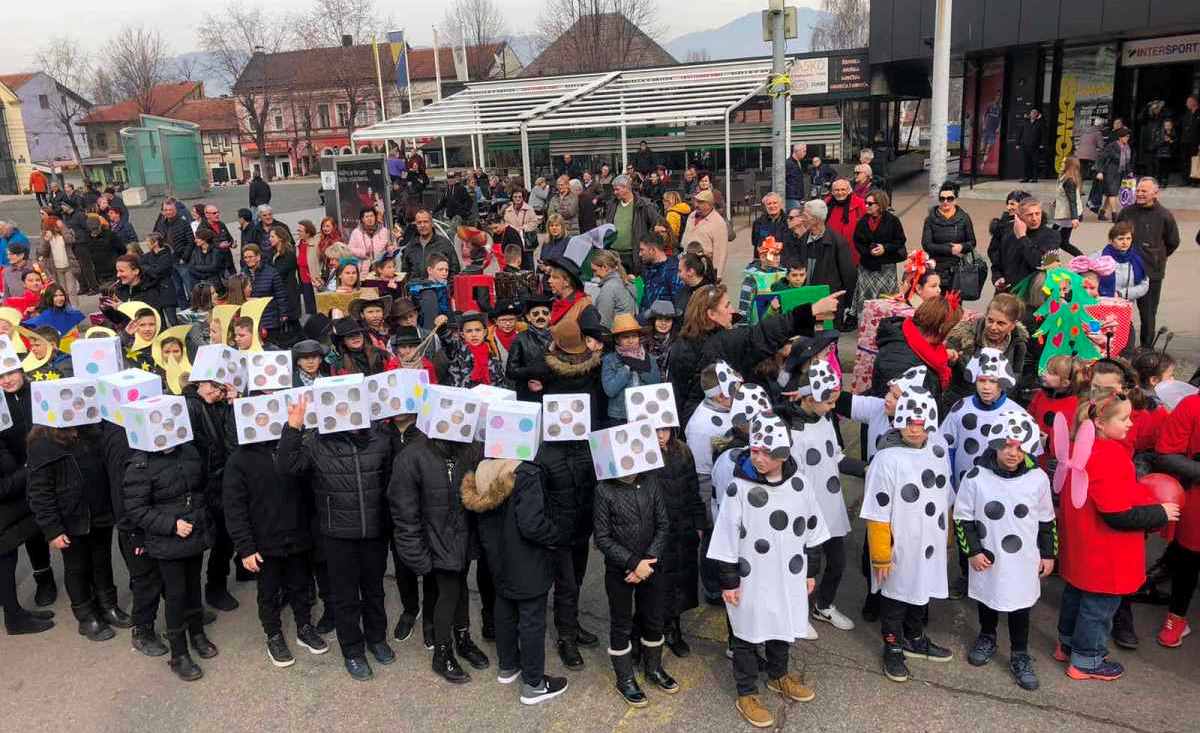 Održan karneval “Maškare na otvorenom” u Zenici (VIDEO+FOTO)