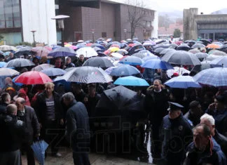 U Zenici održan skup podrške gradonačelniku Fuadu Kasumoviću (VIDEO+FOTO) Podrška Fuadu Kasumovićuj