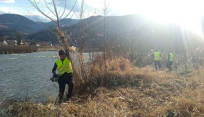 U Zenici započele aktivnosti na čišćenju obala rijeke Bosne