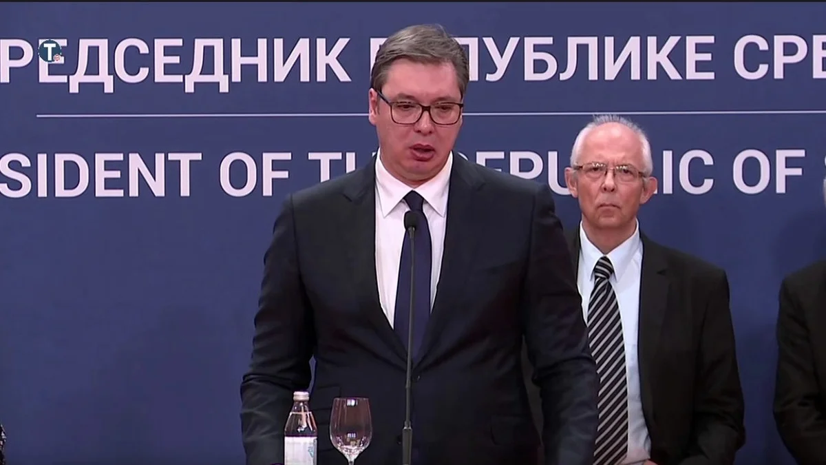 Srbija neće pomoć od MMF-a, Vučić poručio: “Imamo velike devizne rezerve i 31 tonu zlata”